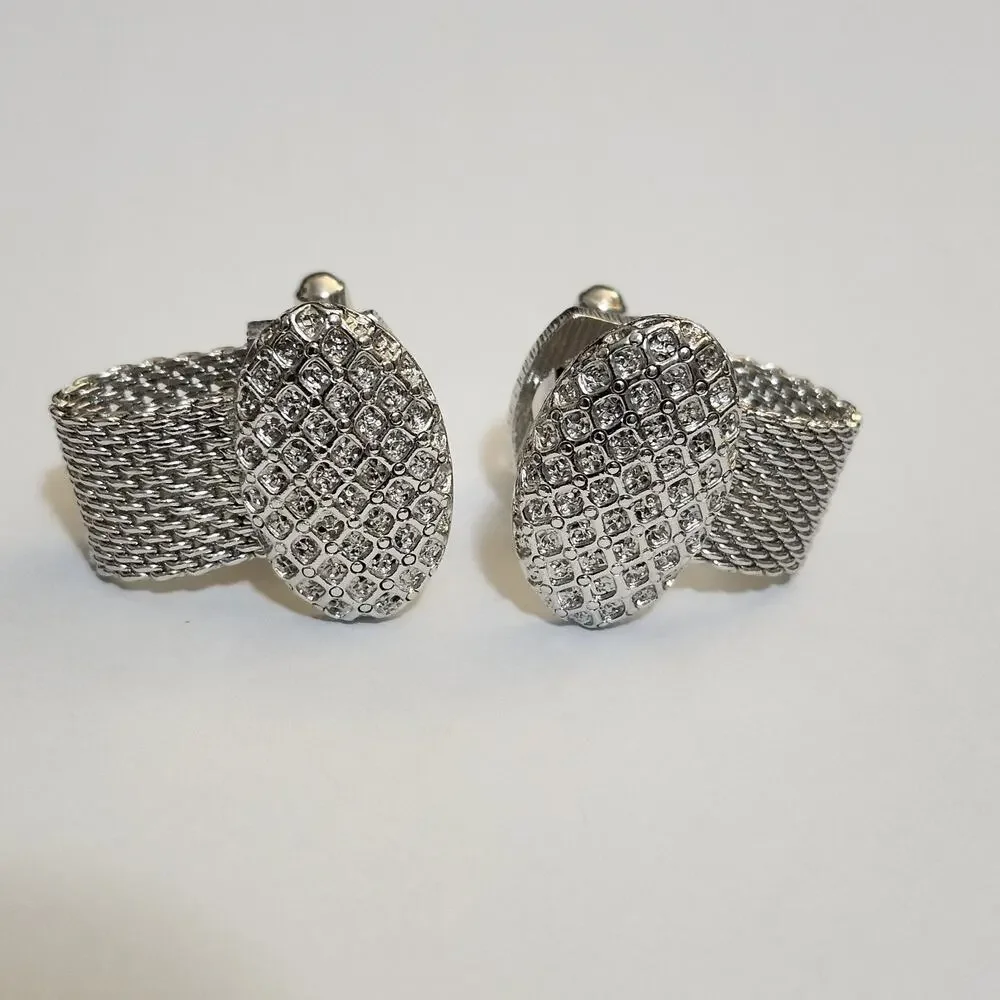 Hyde Park product pair